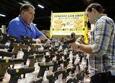 افزایش بی سابقه فروش سلاح در آمریکا به دلیل کرونا