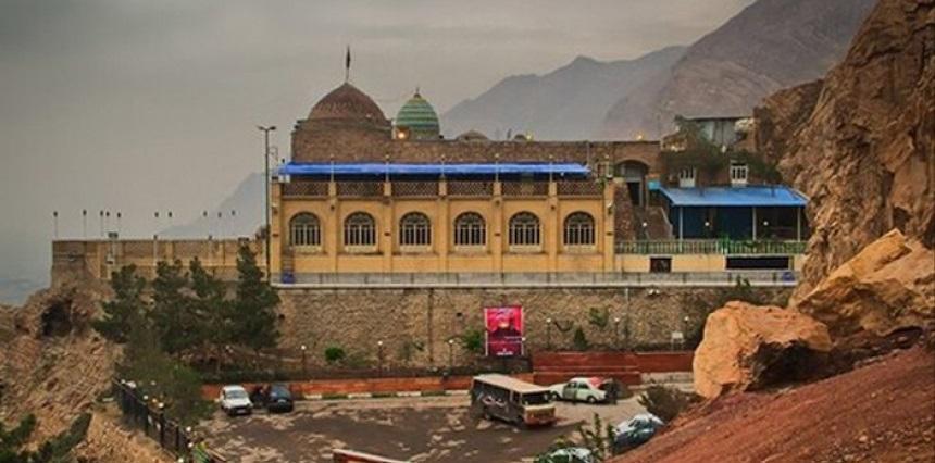 یکی در کوه حفاری می کند و دیگری نام ثبت ملی بر آن می گذارد یکی در کوه حفاری می نماید و دیگری نام ثبت ملی بر آن می گذارد