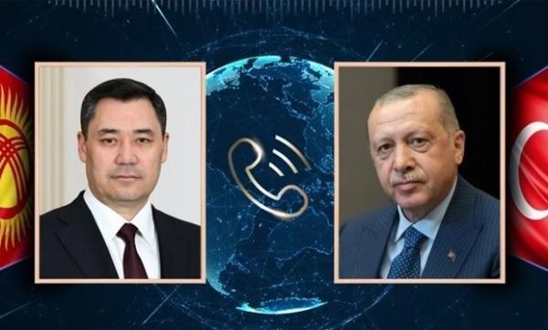 گفت وگوی تلفنی رئیس جمهور قرقیزستان با اردوغان