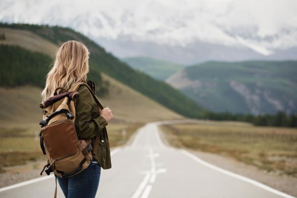 زن ها برای سفر انفرادی به چه تجهیزاتی احتیاج دارند؟